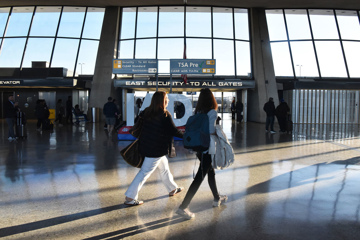What’s next for airlines and flight schedules now that the government is reopened