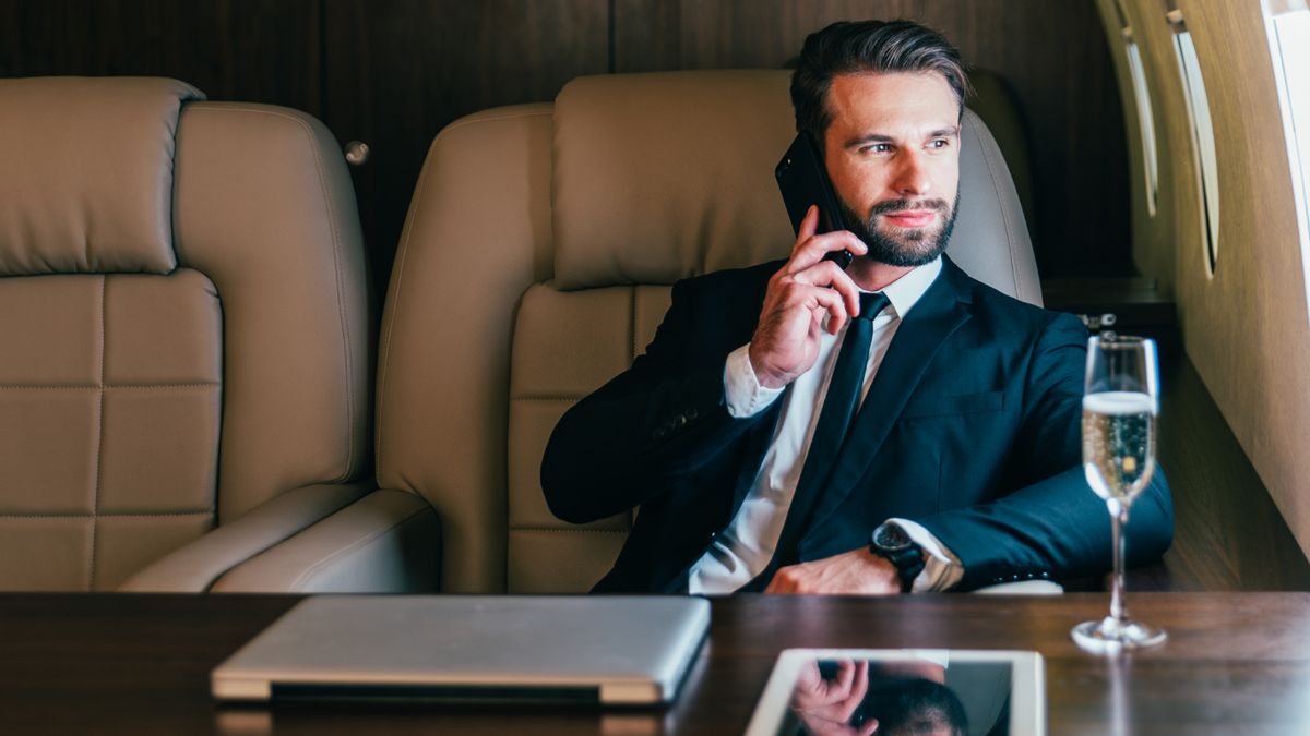 Posts online claim 12% of US air traffic is private jets. We broke down the data