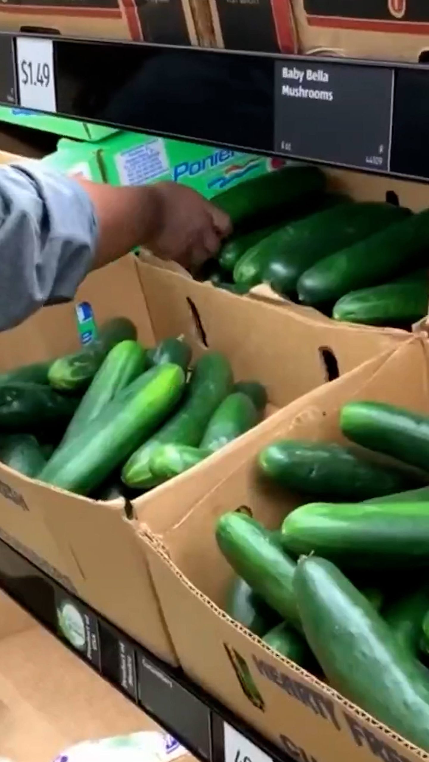 Trump issues order rolling back some food tariffs