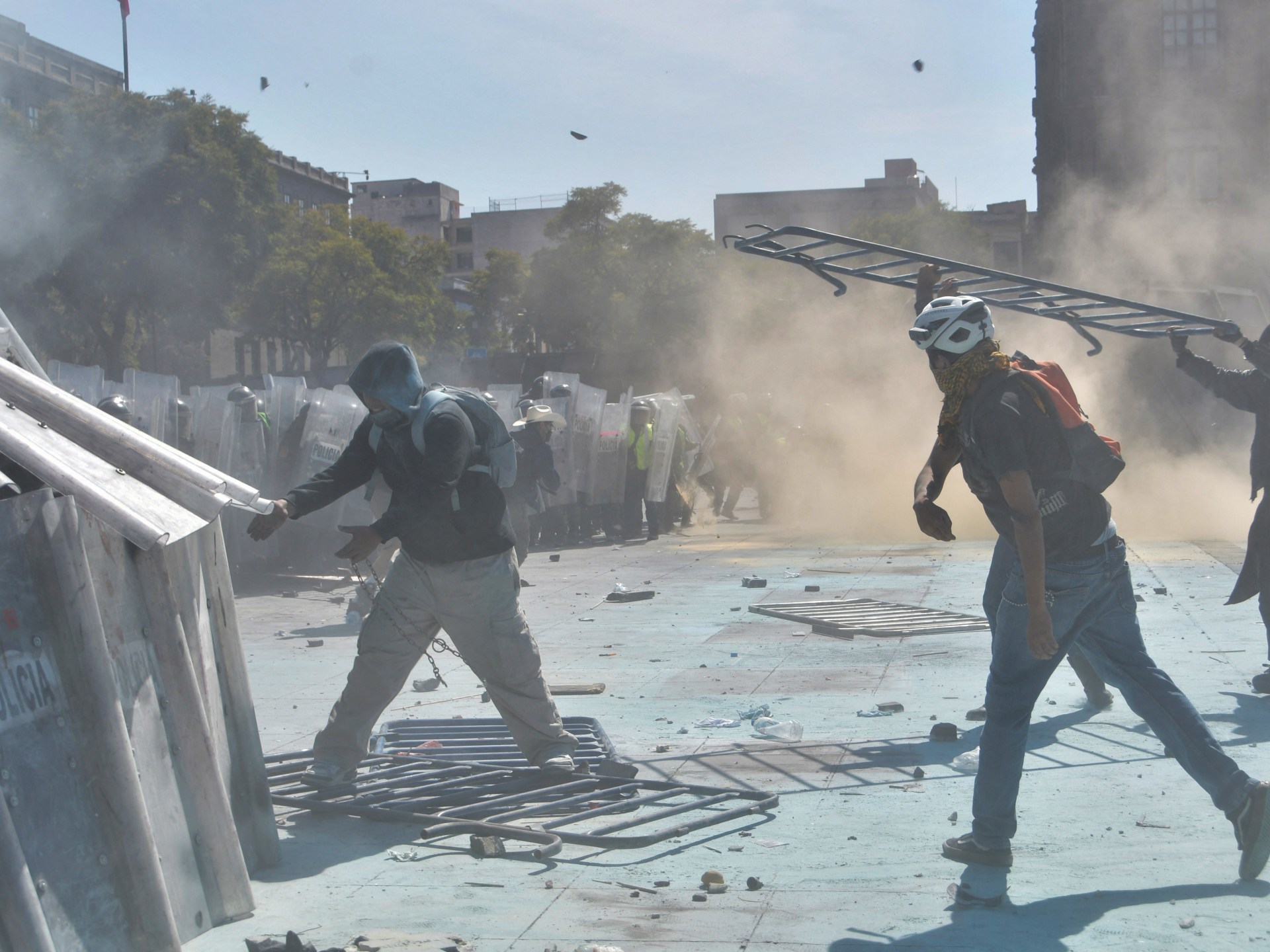 Protest in Mexico inspired by Gen Z movement draws older gov’t critics