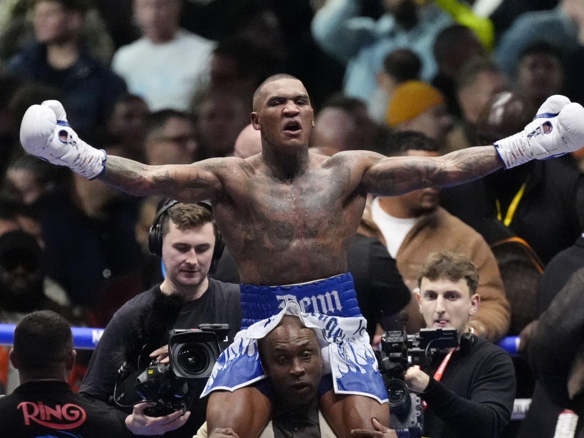 Benn dominates Eubank Jr in boxing rematch to win middleweight clash