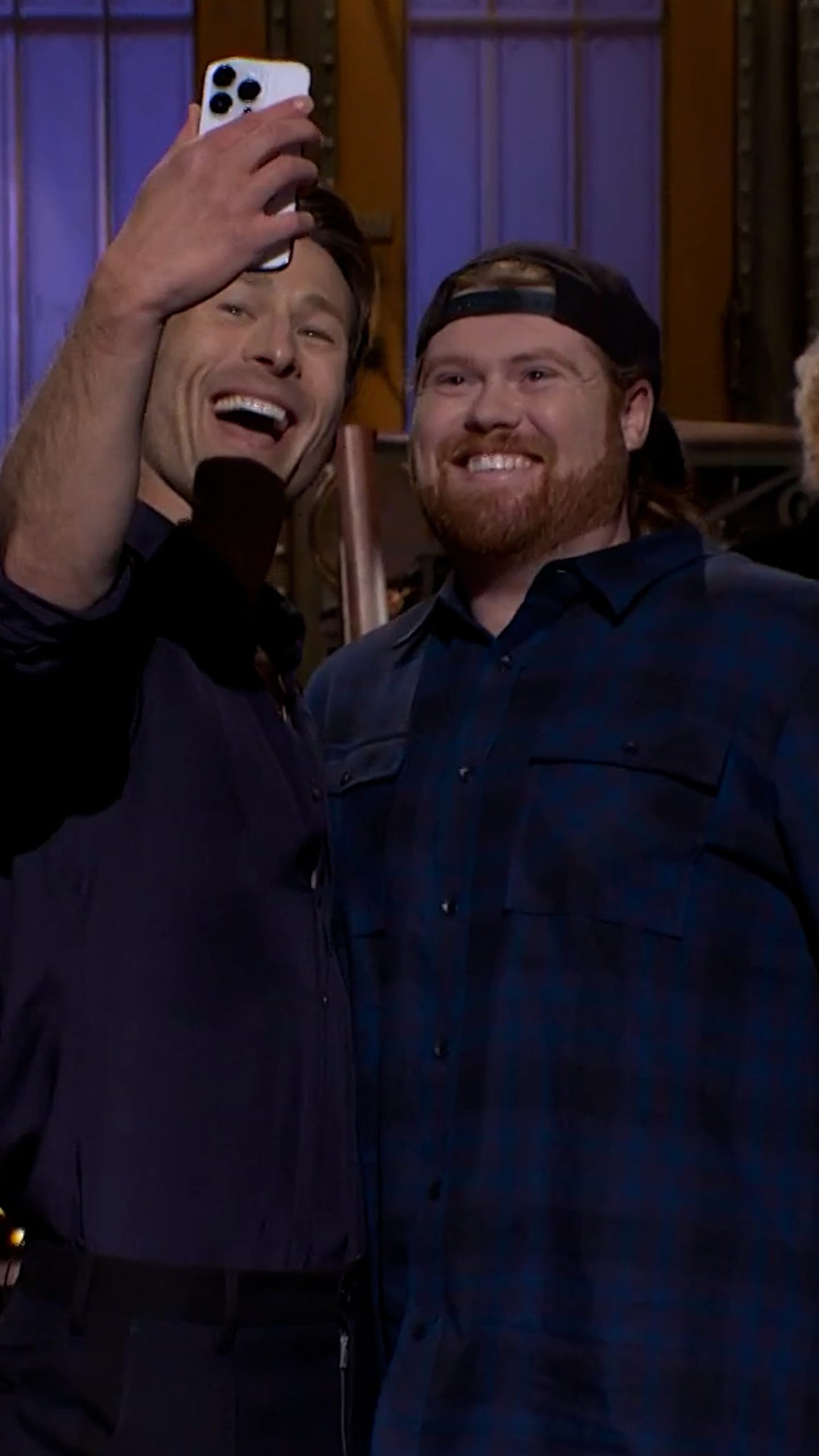 Glen Powell invites UPS guy to ‘SNL’ debut