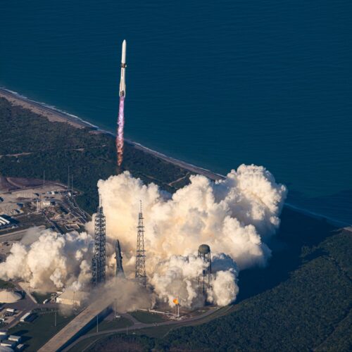 Rocket Report: Blue Origin’s stunning success; vive le Baguette One!