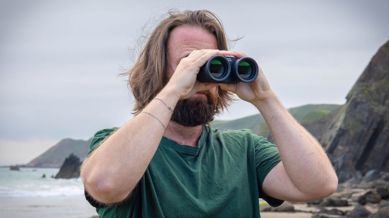 Canon 12×36 IS III binocular review