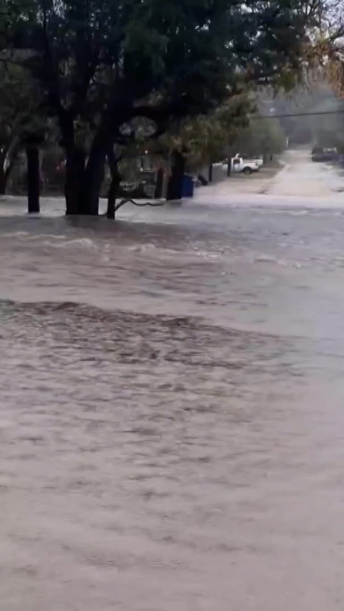 Parts of Texas hit by heavy rain, flash flooding