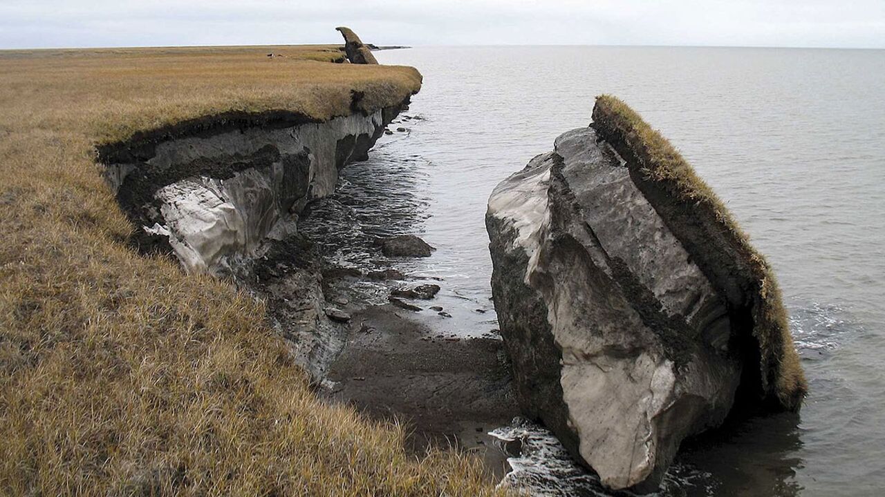 Arctic ‘methane bomb’ may not explode as permafrost thaws, new study suggests