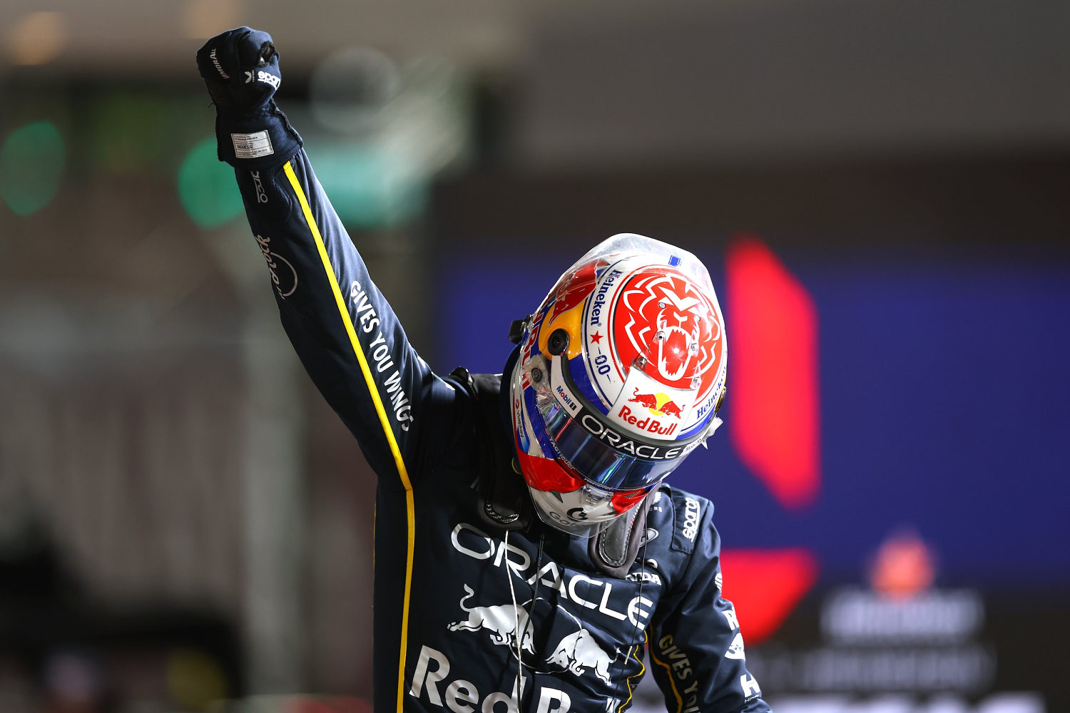 Max Verstappen wins Formula 1 race in Las Vegas, but runner-up Lando Norris extends championship lead