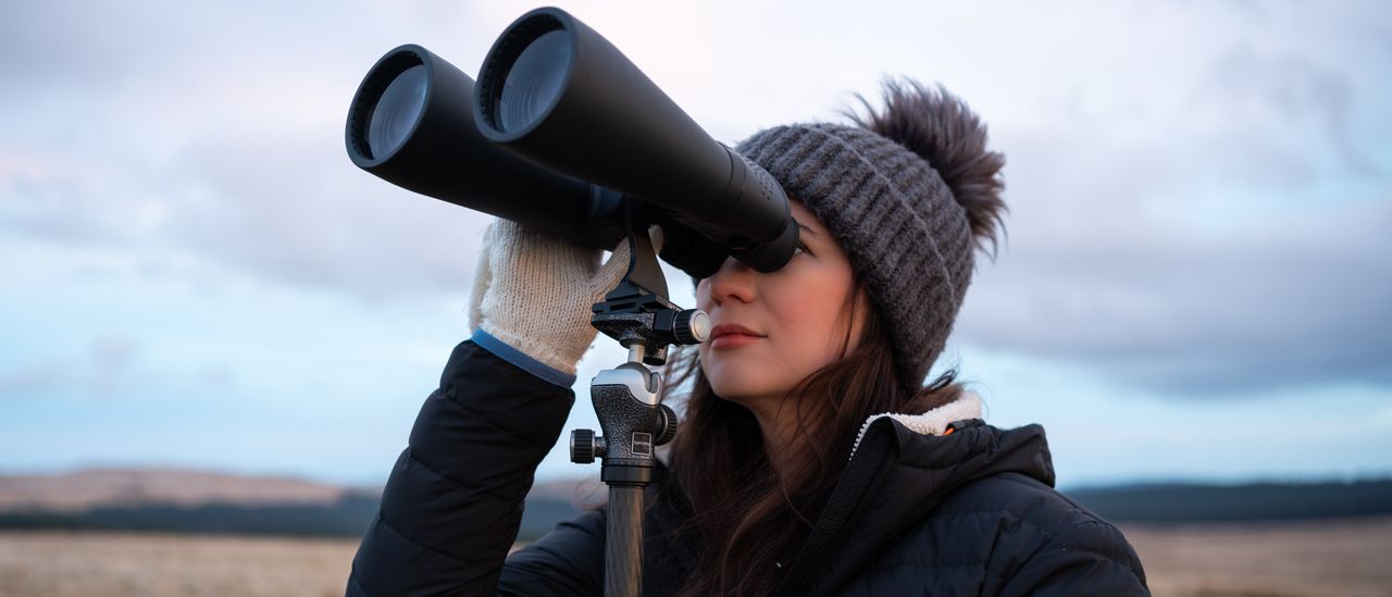 5 of our best tips for choosing binoculars this Black Friday
