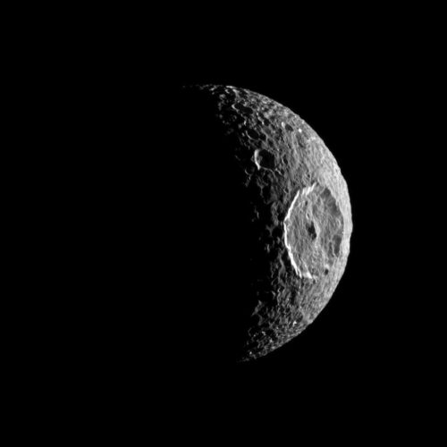 Formation of oceans within icy moons could cause the waters to boil