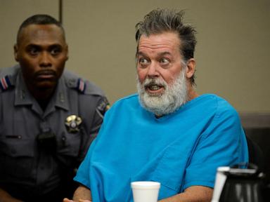 Man charged in Colorado Planned Parenthood shooting dies in federal custody
