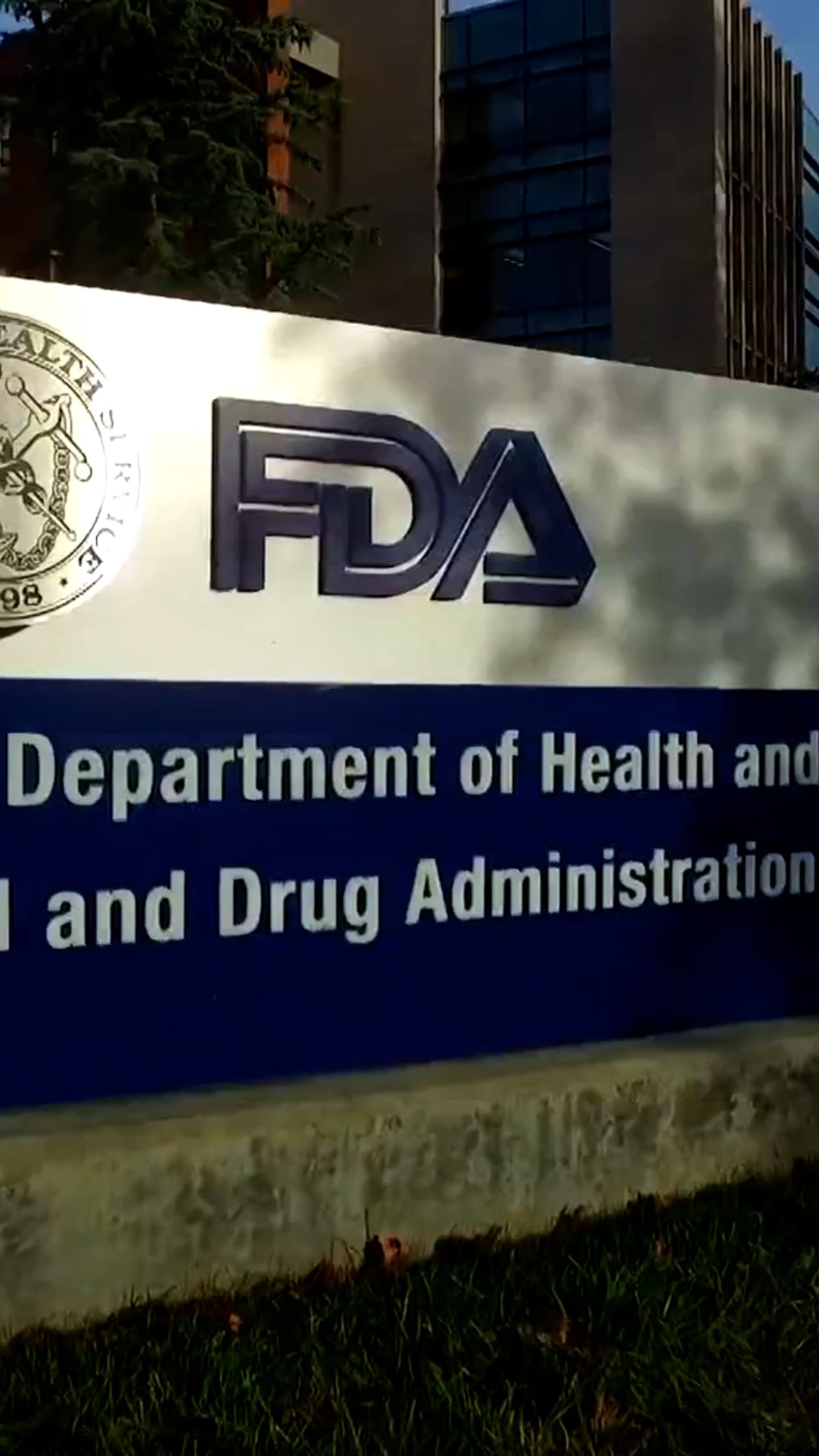 New FDA vaccine rules planned amid Covid shots claim