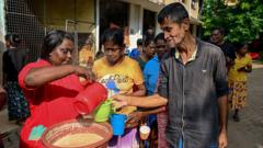 Cyclone catastrophe in Sri Lanka awakens volunteer spirit