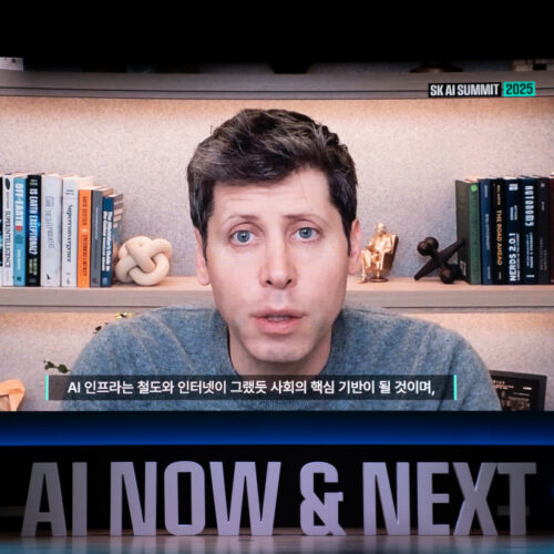 OpenAI CEO declares “code red” as Gemini gains 200 million users in 3 months