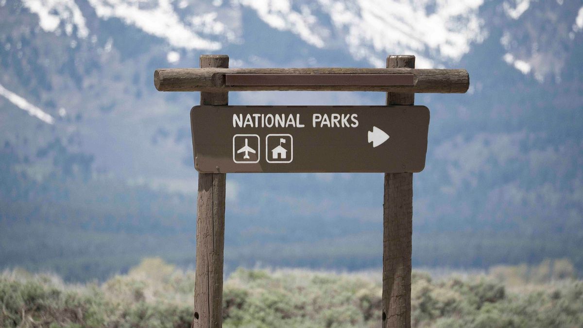 Look out for rumor Trump raised price of admission to national parks on MLK Day and Juneteenth