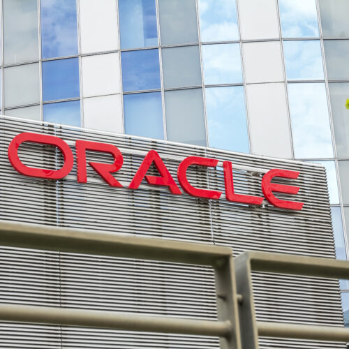Oracle shares slide on $15B increase in data center spending
