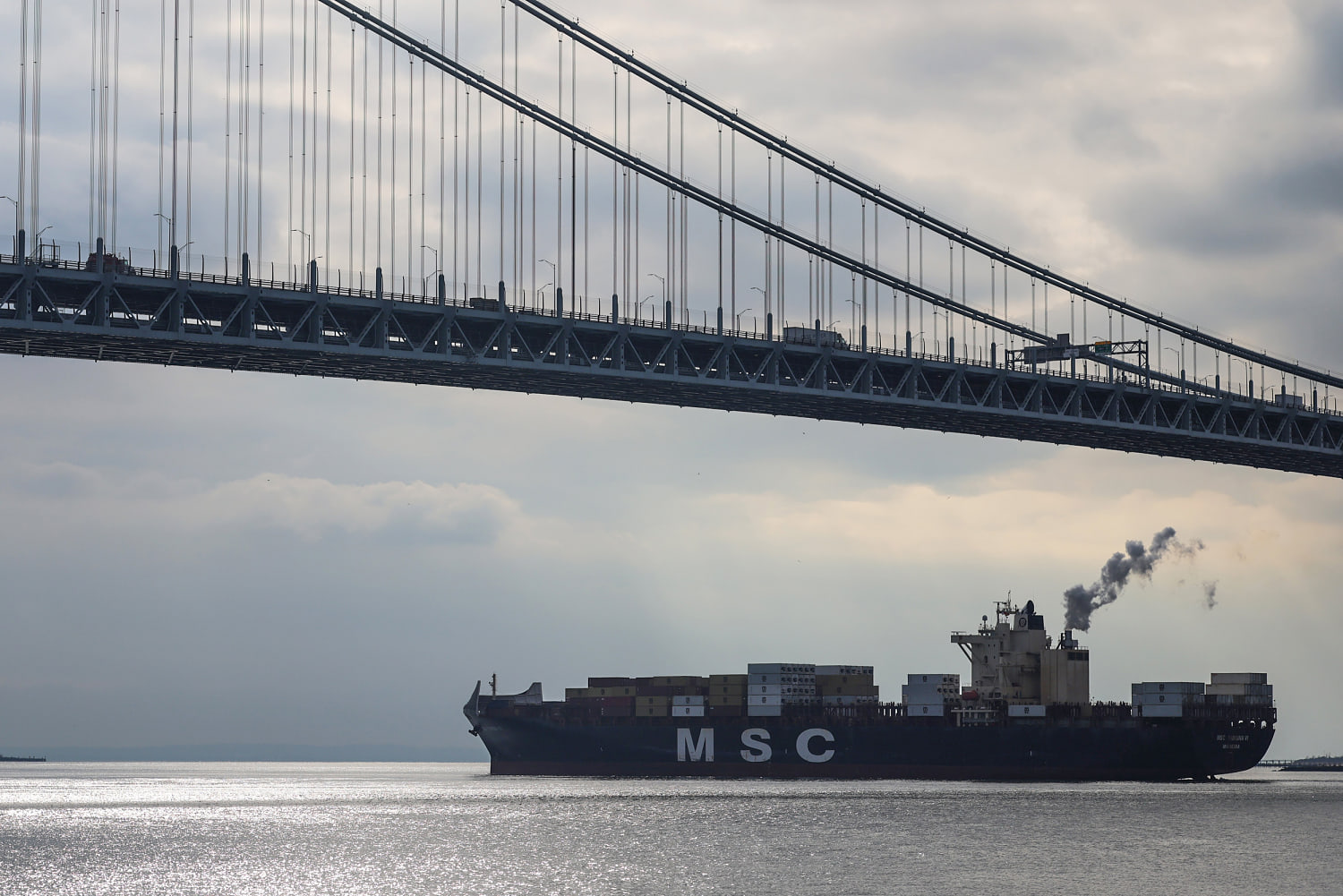 Monthly tariff revenue falls for the first time since Trump’s April roll-out