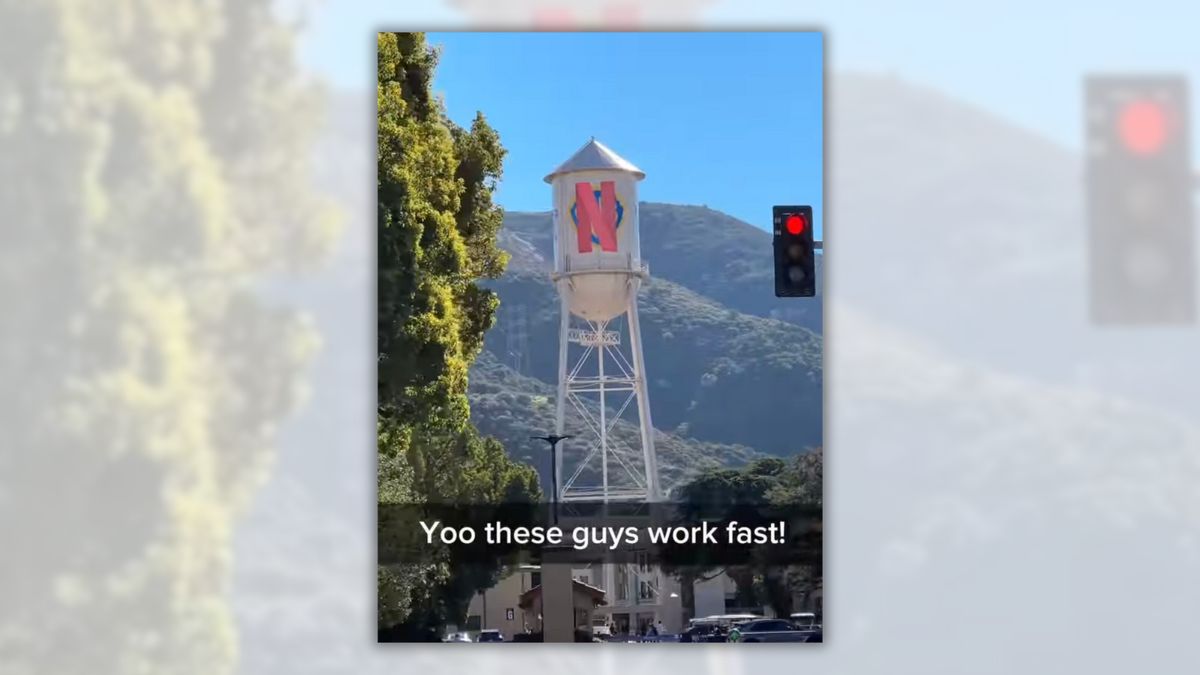 Don’t believe video showing Netflix logo on iconic Warner Bros. water tower