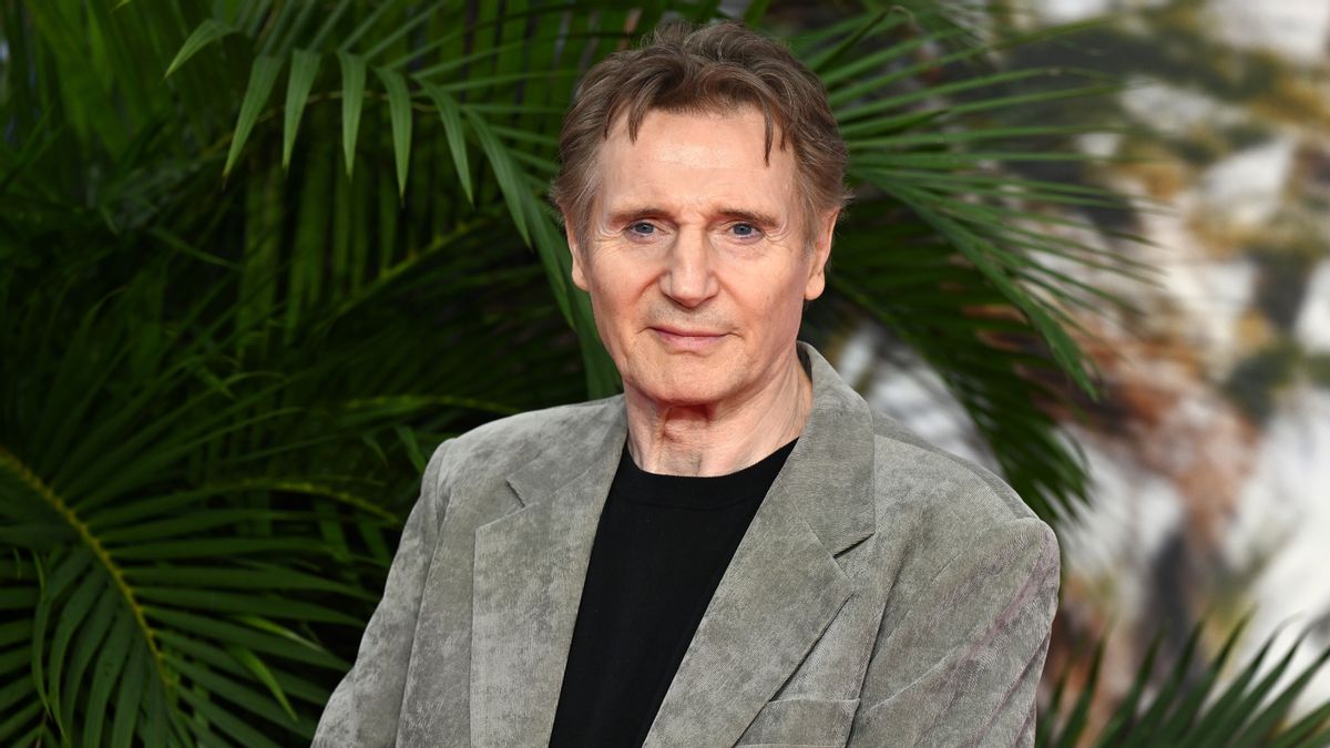Did Liam Neeson narrate anti-vaccine documentary? Claim is true