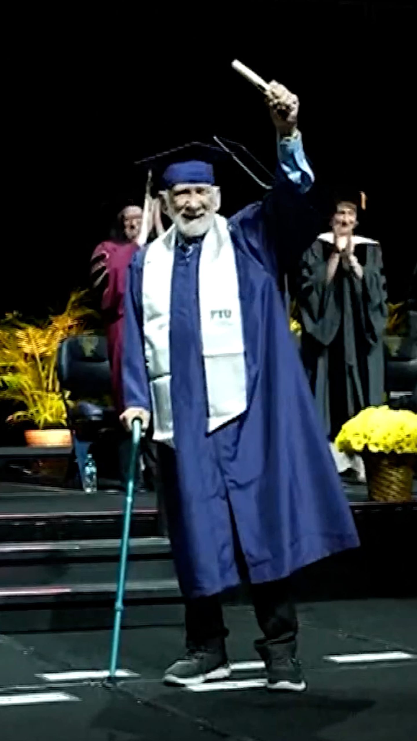 85-year-old graduates college decades after starting