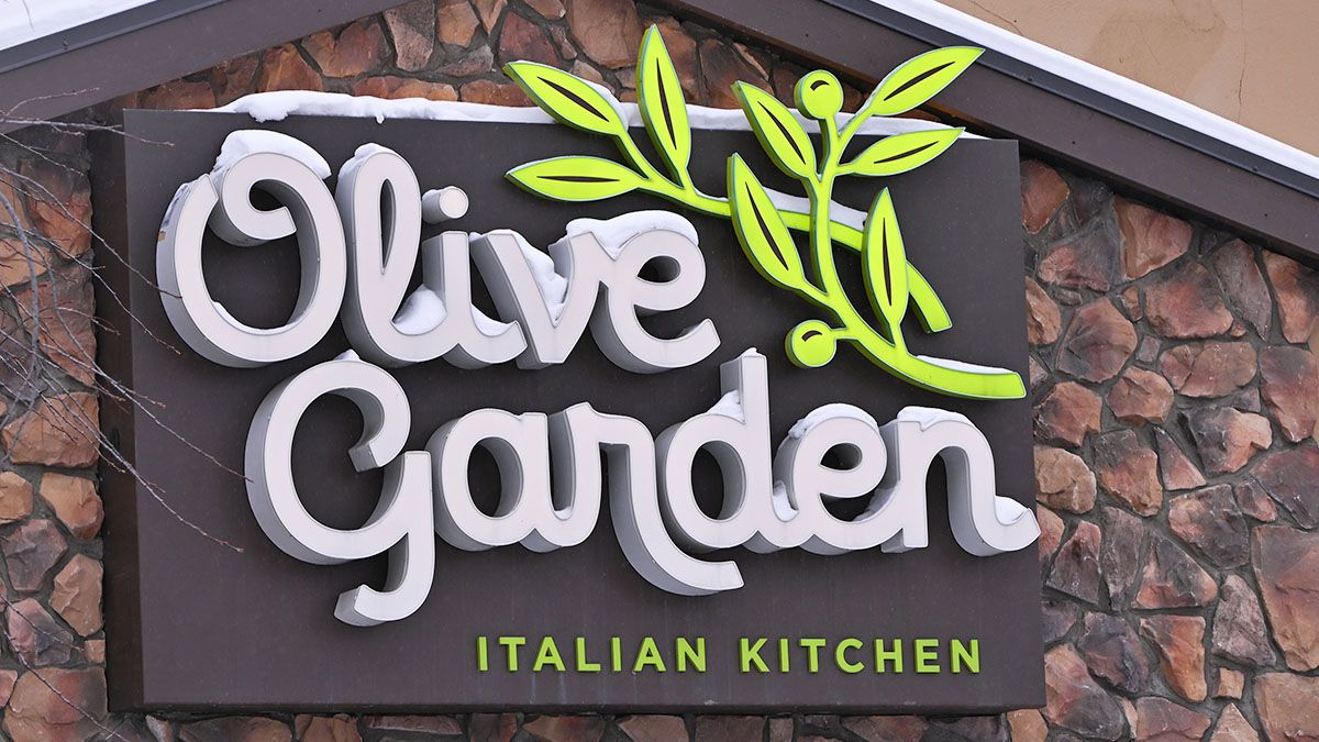 Is Olive Garden closing? No, but here’s how false rumor snowballed