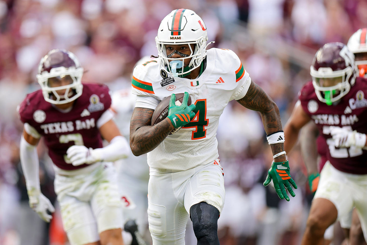 Miami and Alabama advance after upset victories in College Football Playoffs