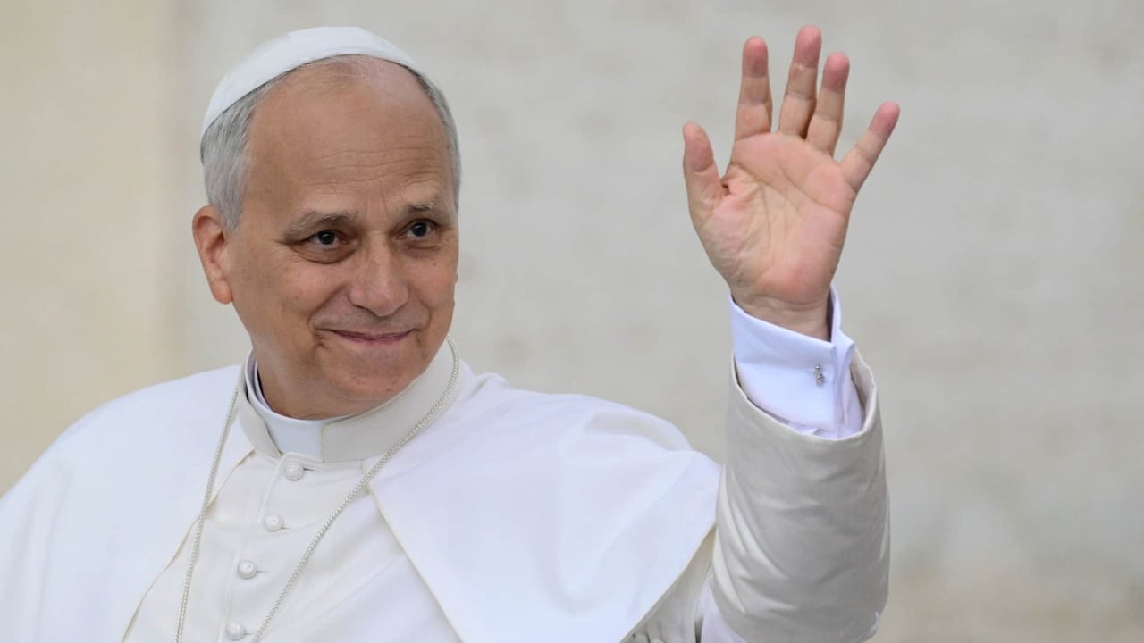 Pope Leo celebrates mass on Christmas Eve