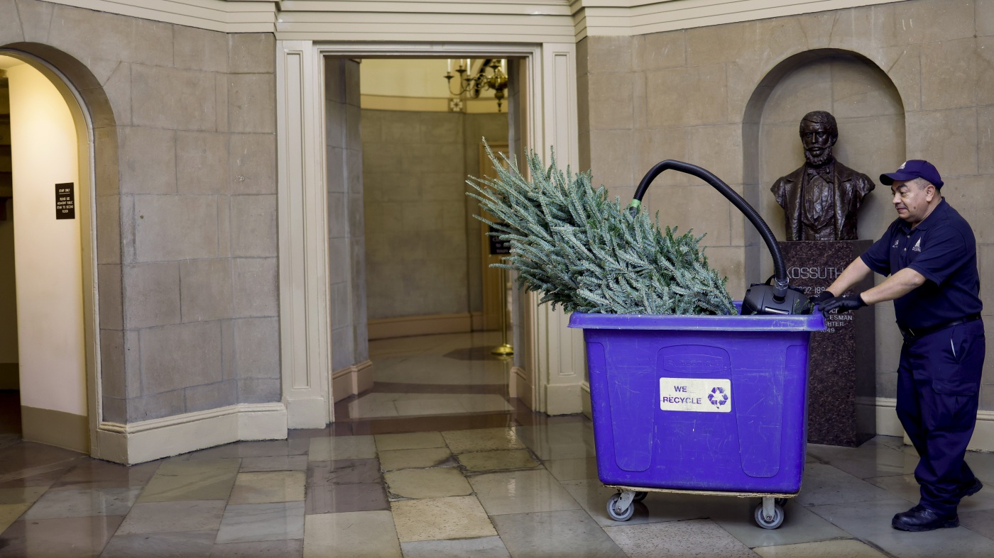 Christmas is over. Here’s what to do with your holiday trash