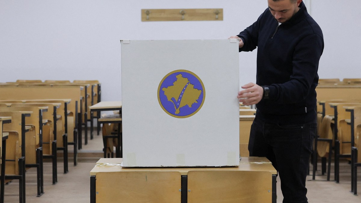 Kosovo votes in snap election in bid to end a year of political deadlock