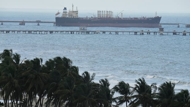 U.S. Coast Guard chases Venezuelan oil tanker attempting to claim Russian protection