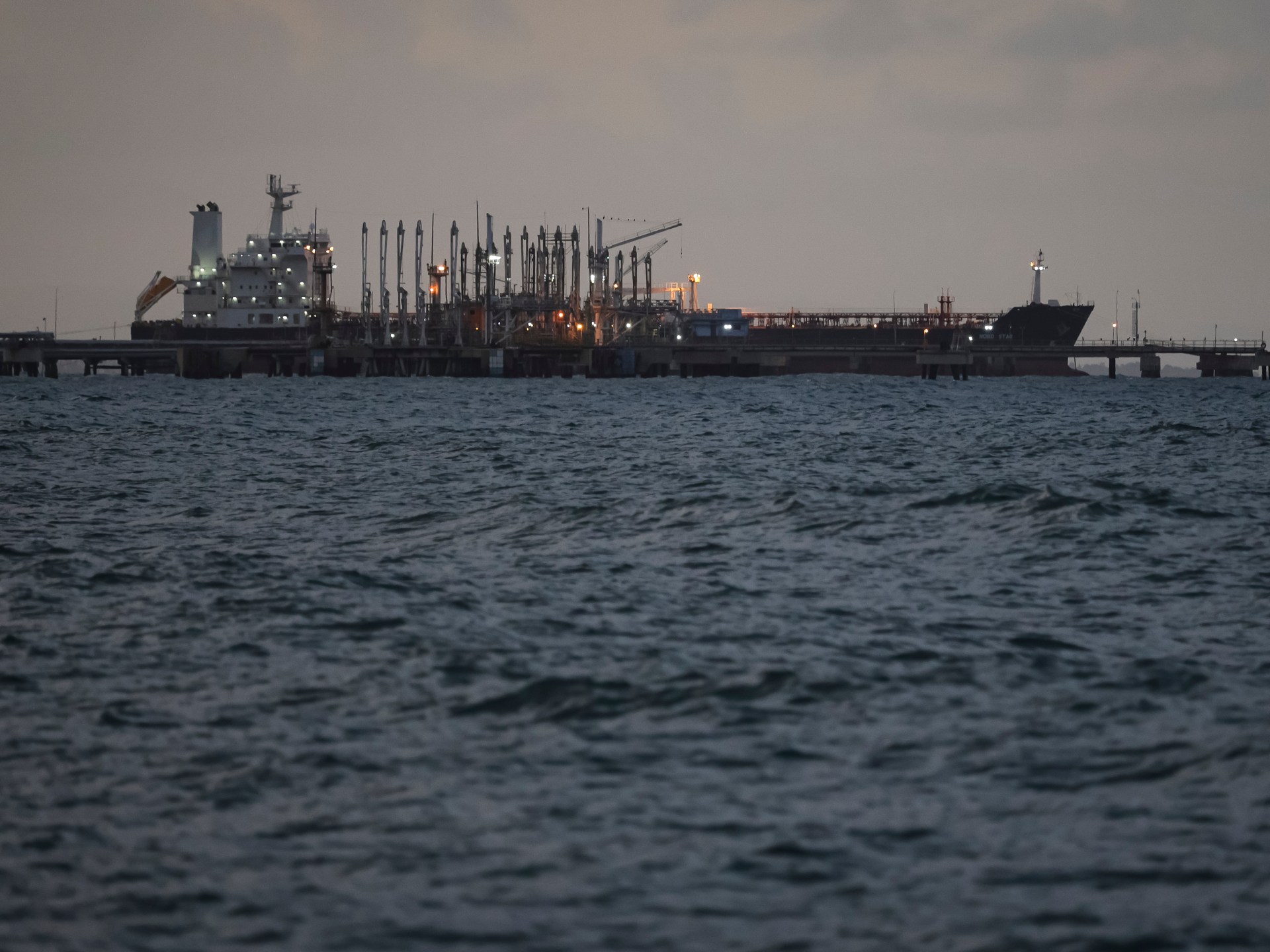 US imposes more sanctions on tankers transporting Venezuelan oil