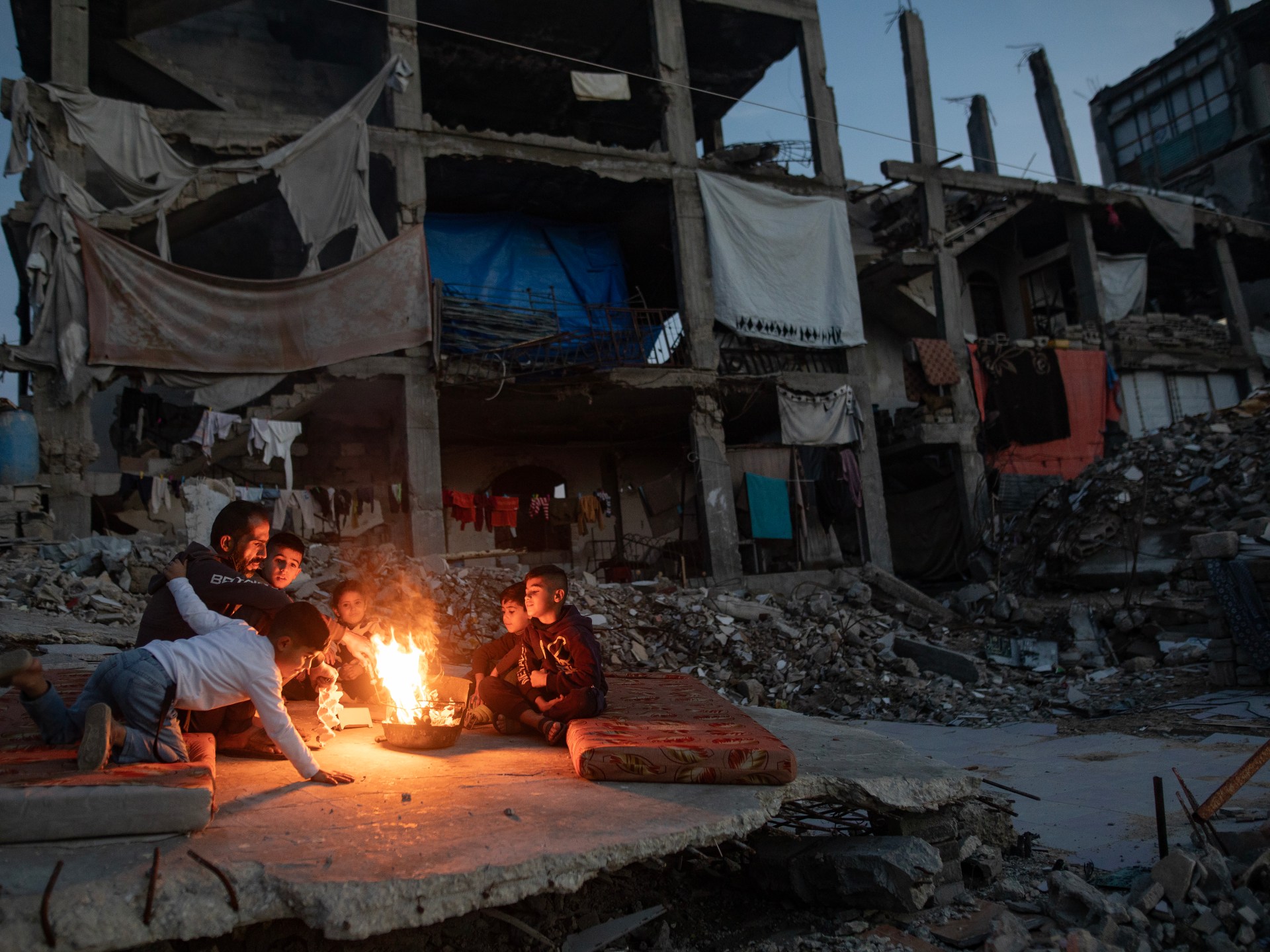 Israeli forces kill Palestinian child as Gaza humanitarian crisis deepens