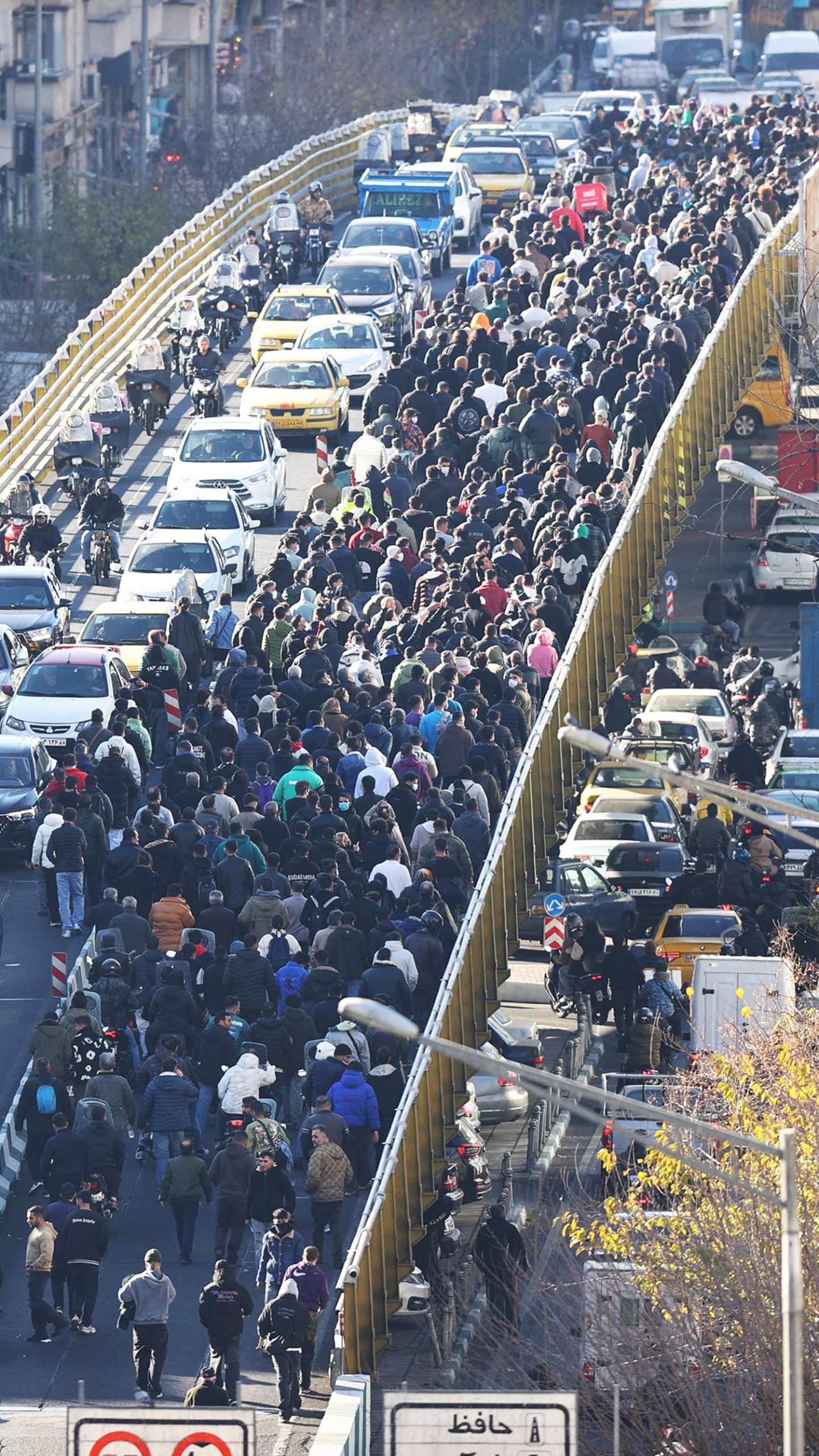 Protests over Iran’s economy turn deadly