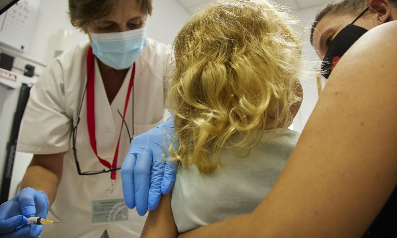 US government overhauls the childhood vaccine schedule in unprecedented move