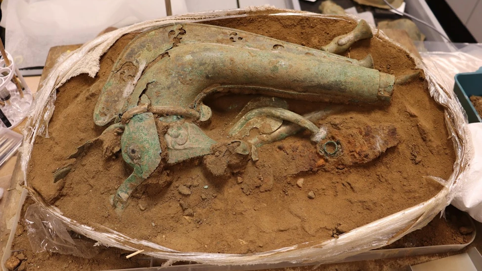 Rare 2,000-year-old war trumpet, possibly linked to Celtic queen Boudica, discovered in England