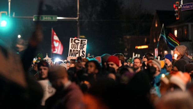 Thousands gather near scene after ICE officer fatally shoots woman in Minneapolis