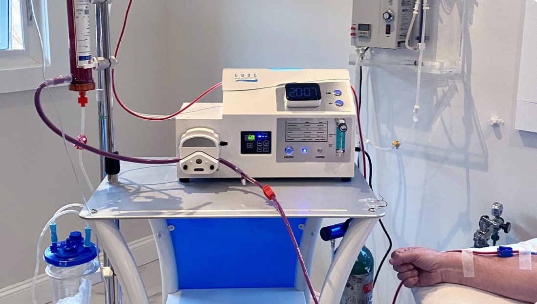 Extracorporeal Blood Oxygenation and Ozonation