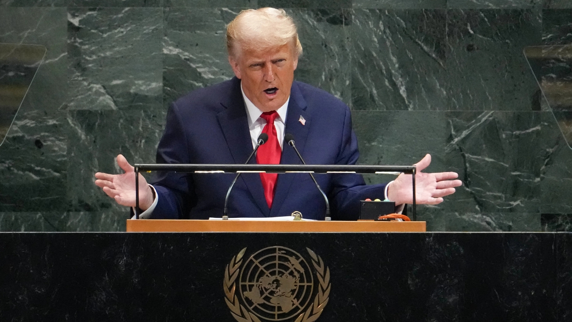 Why is the US quitting international organisations?