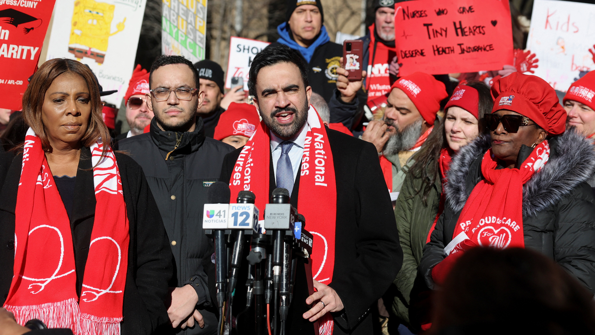 Mamdani backs striking NYC nurses, denounces hospital bosses’ pay