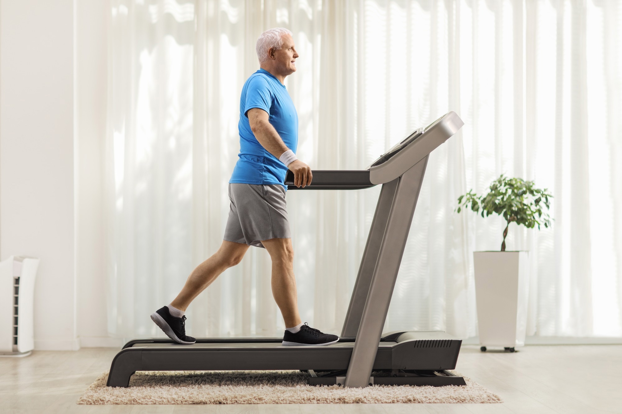 Light daily movement linked to longer life in cardiometabolic disease