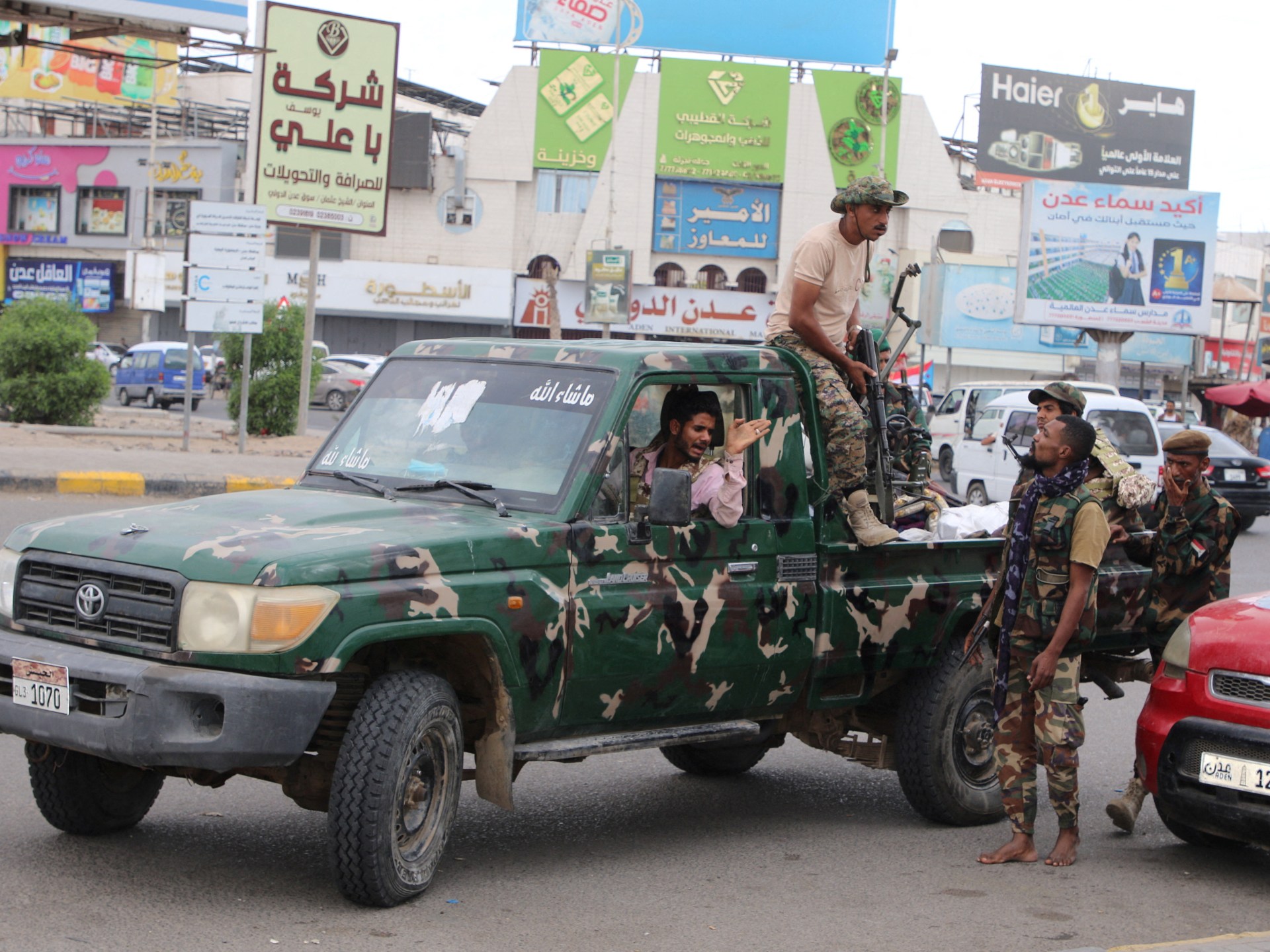 Regained momentum sets Yemen government’s eyes on Houthis in the north