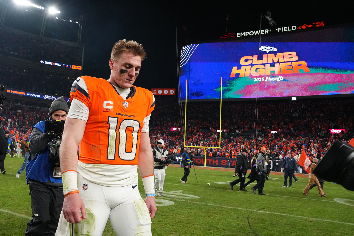 Broncos quarterback Bo Nix breaks ankle during team’s overtime defeat of the Buffalo Bills