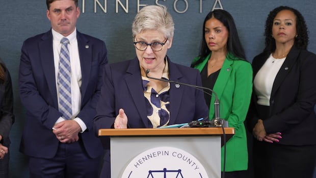 Investigating Renee Good’s death is now up to the county — and no one else