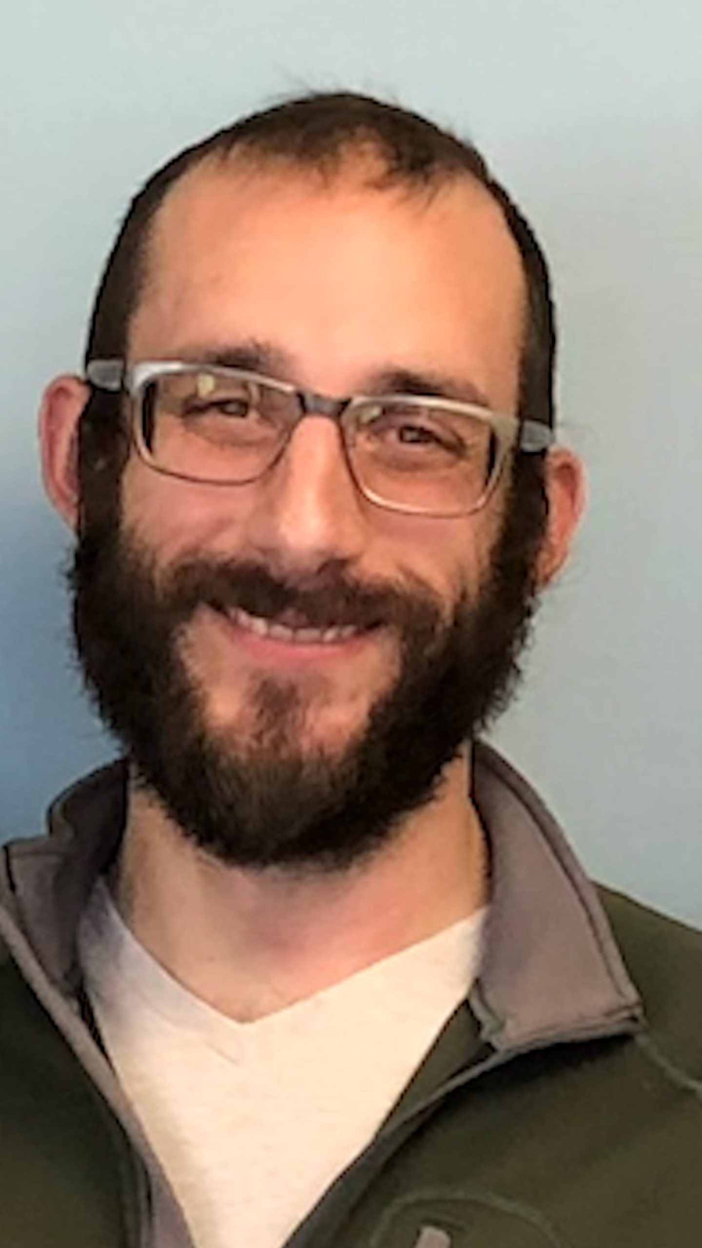 Parents of Alex Pretti say he ‘loved his country’