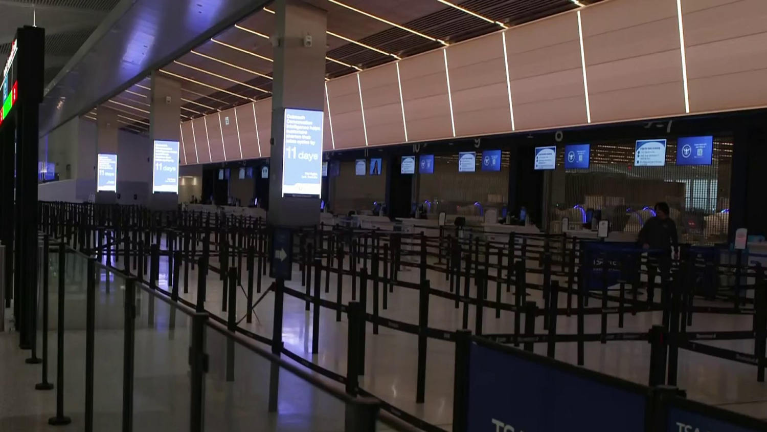 Thousands of flights disrupted by massive winter storm