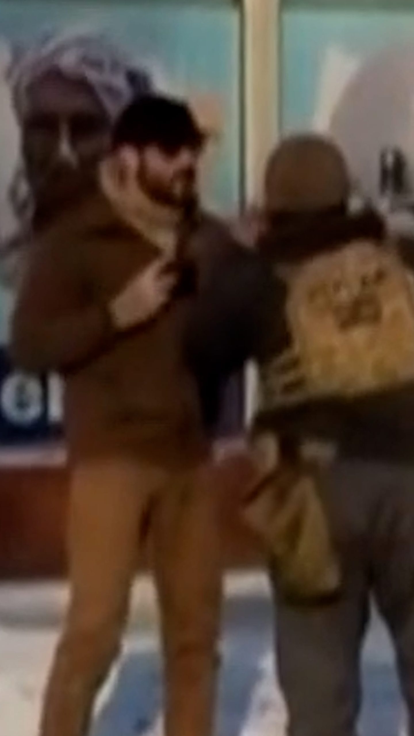 New video shows moments before Alex Pretti shot