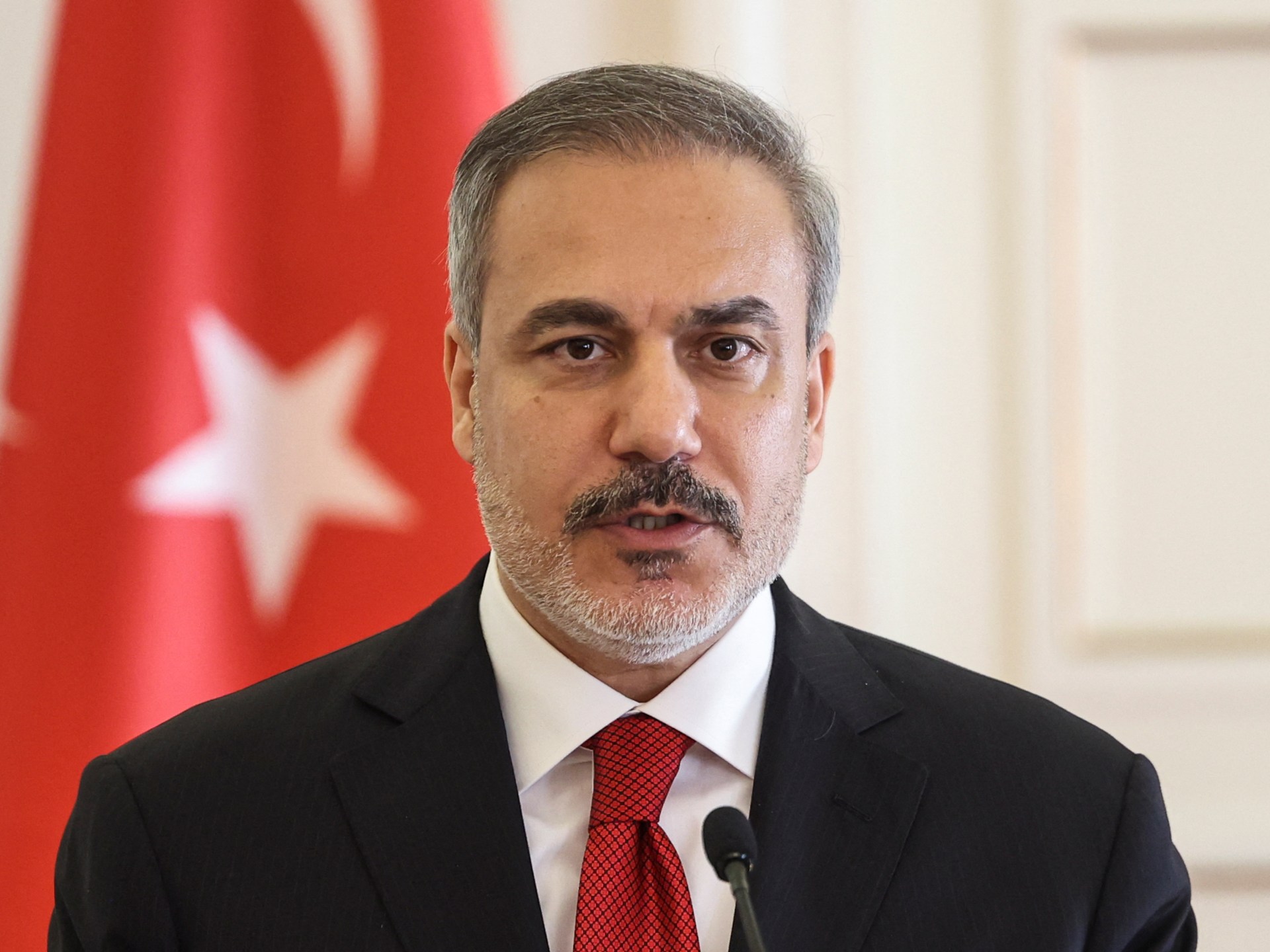 Top Turkish diplomat says Iran ready to negotiate, warns against US attack