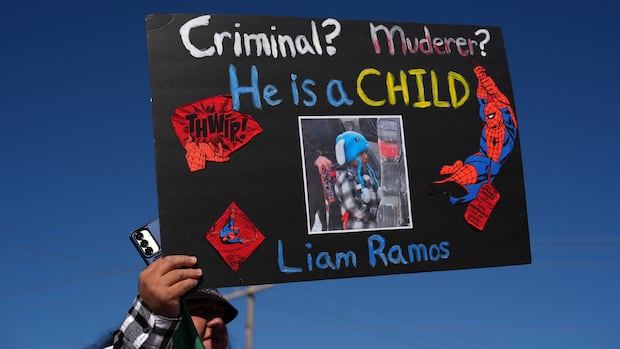 5-year-old detained in Minneapolis last week still in Texas detention facility with his father