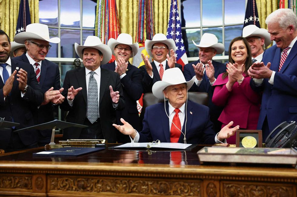 Observers alarmed as Trump’s FBI calls ‘horrifying’ meeting of state election officials