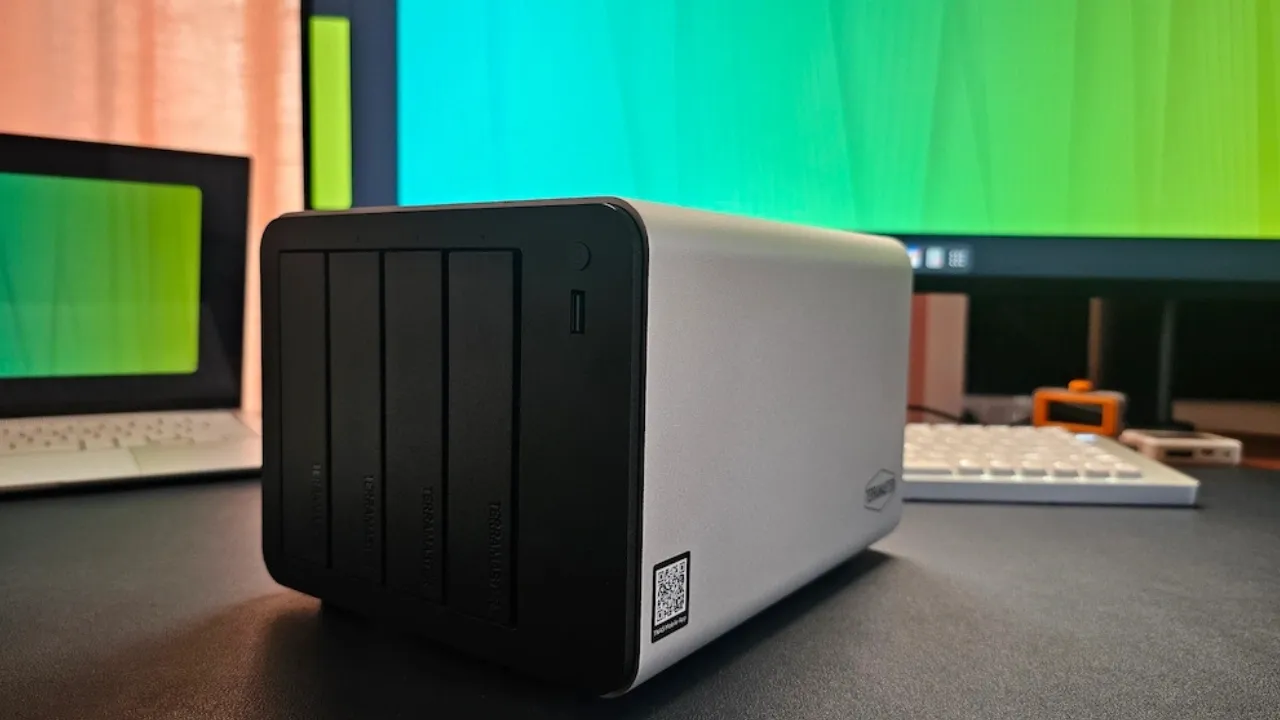 I Tried the TerraMaster F4-425 Plus as My First NAS; Here’s What I Liked (and Didn’t)