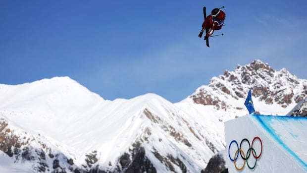 2026 Olympic Games: Canadians throw down in slopestyle, go for gold in speed skating